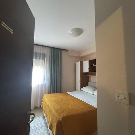 Apartments Dorde & Anna Fazana Luaran gambar
