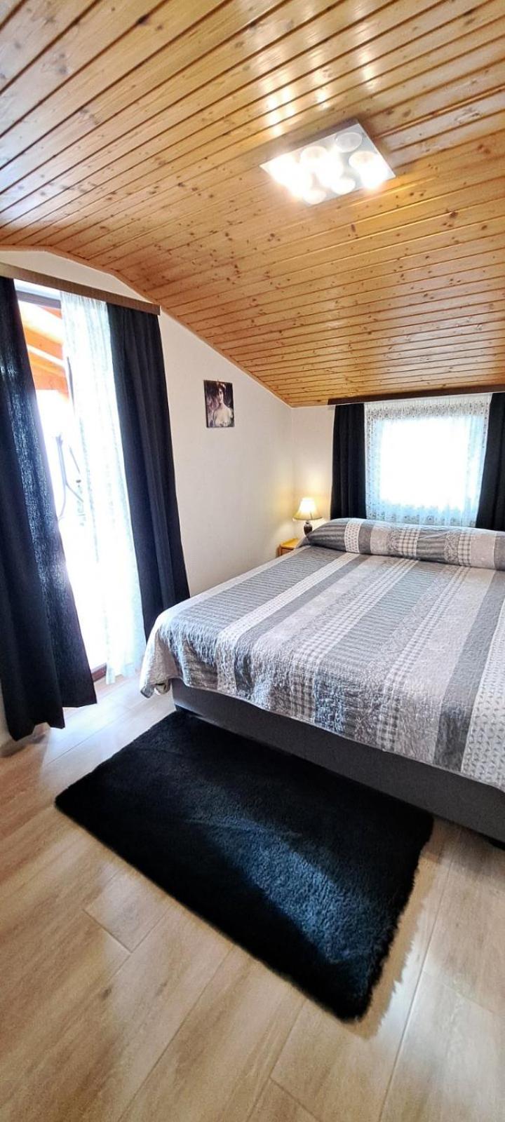 Apartments Dorde & Anna Fazana Luaran gambar