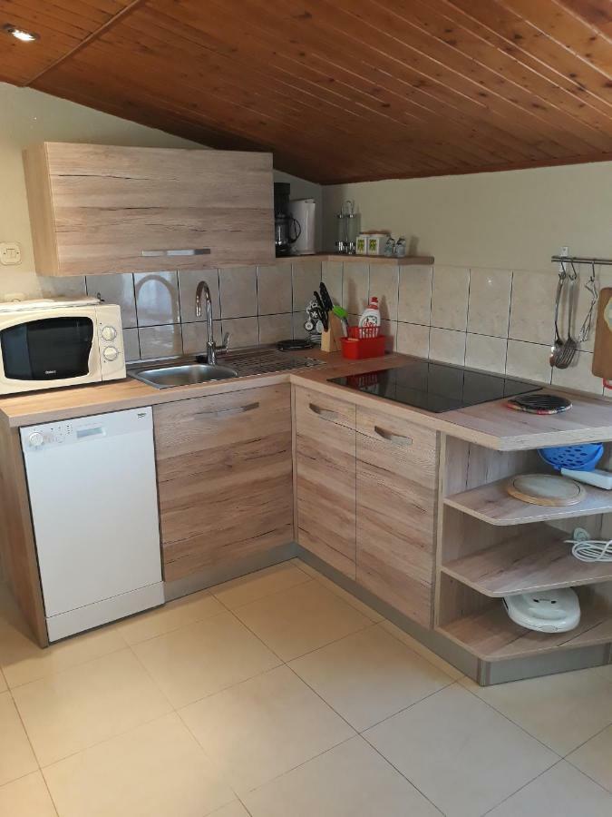 Apartments Dorde & Anna Fazana Luaran gambar