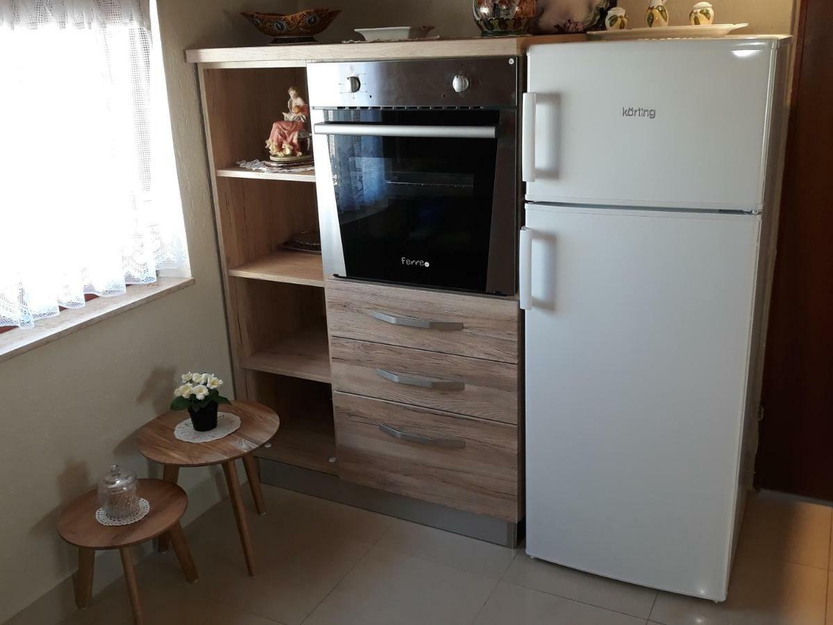 Apartments Dorde & Anna Fazana Luaran gambar