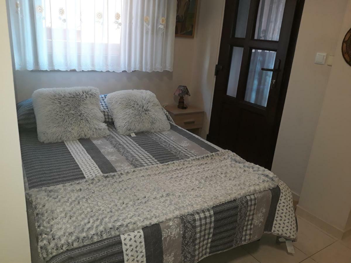 Apartments Dorde & Anna Fazana Luaran gambar