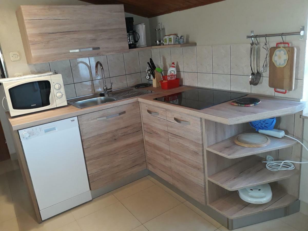 Apartments Dorde & Anna Fazana Luaran gambar